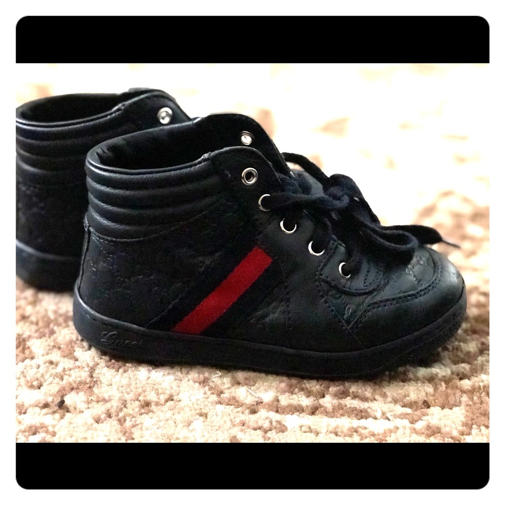 Boys Gucci sneakers